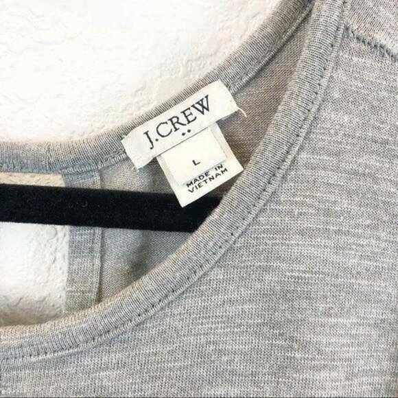 J. Crew Sleeveless Top Womens Large Gray‎ Lightweight Silky Hem Peek a Boo Back - Picture 2 of 7